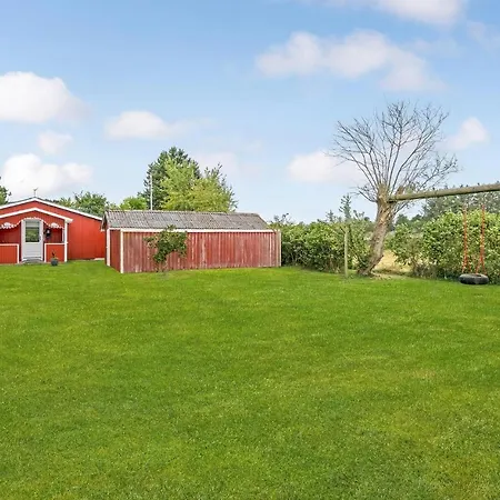 2 Bedroom Beautiful In * Sæby