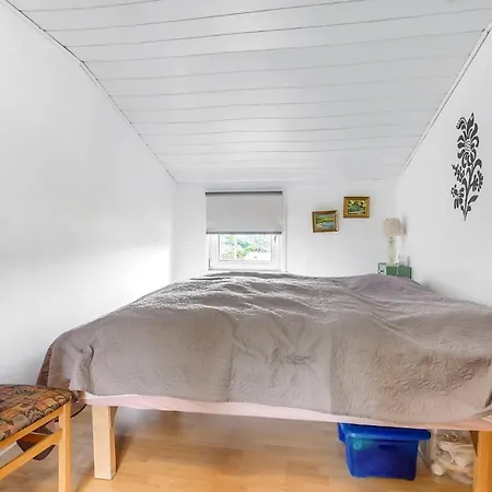 2 Bedroom Beautiful In Feriehus Sæby